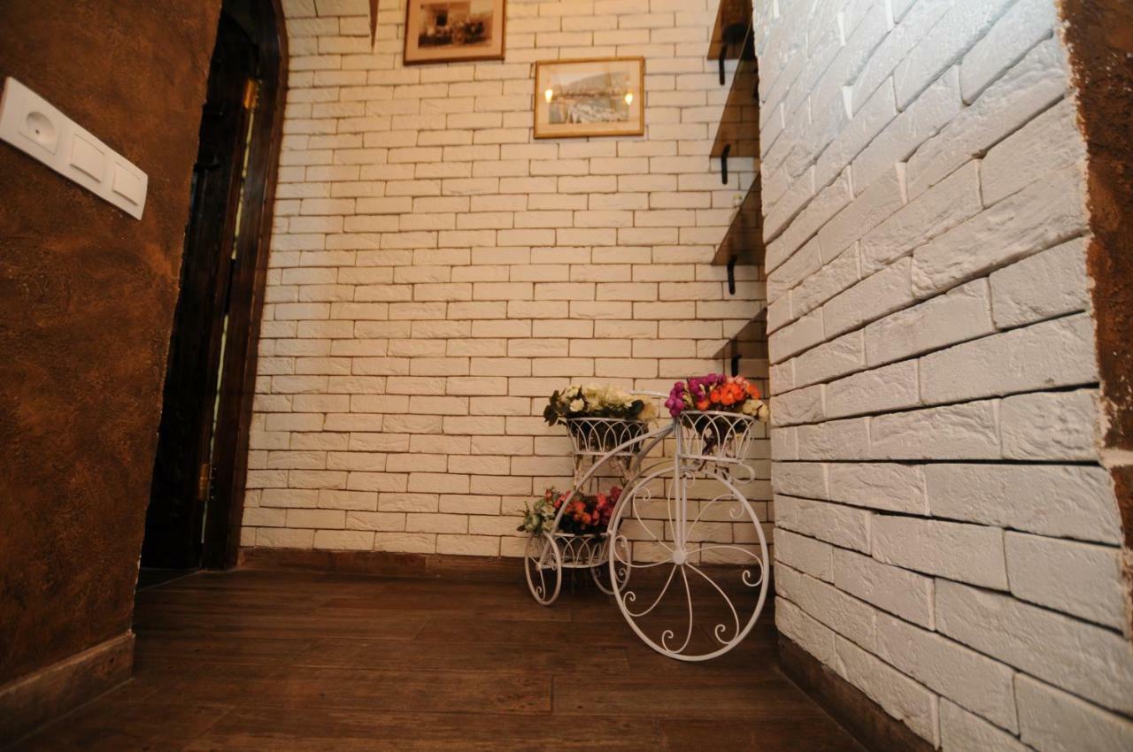 吾家城市酒店旅馆 第比利斯 外观 照片
